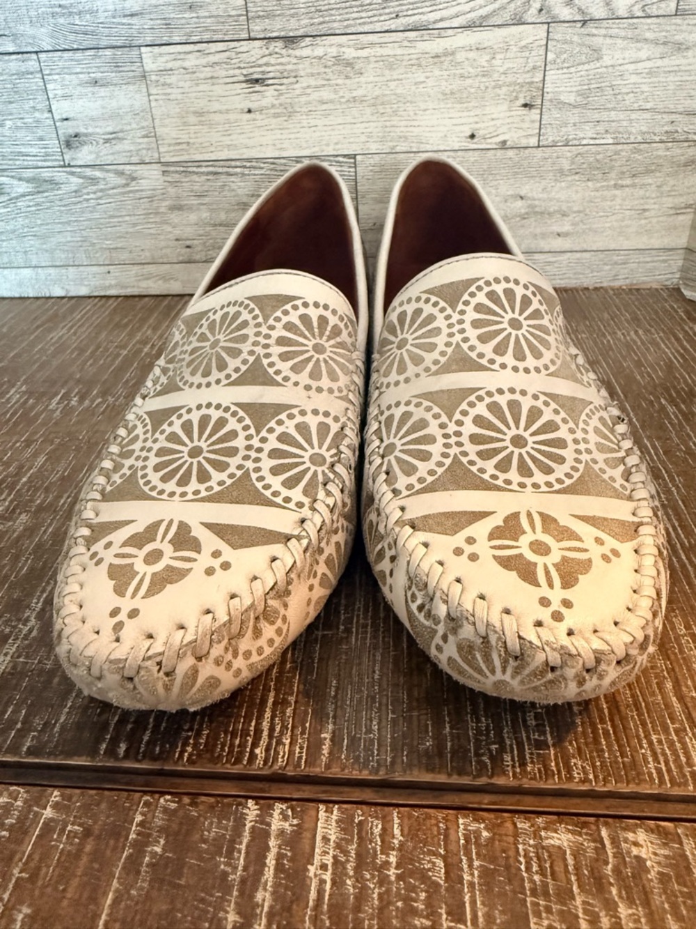 Robert Zur Women’s Leather Floral Loafer Flats Shoes White & Gold Sz 8.5 - Picture 4 of 8